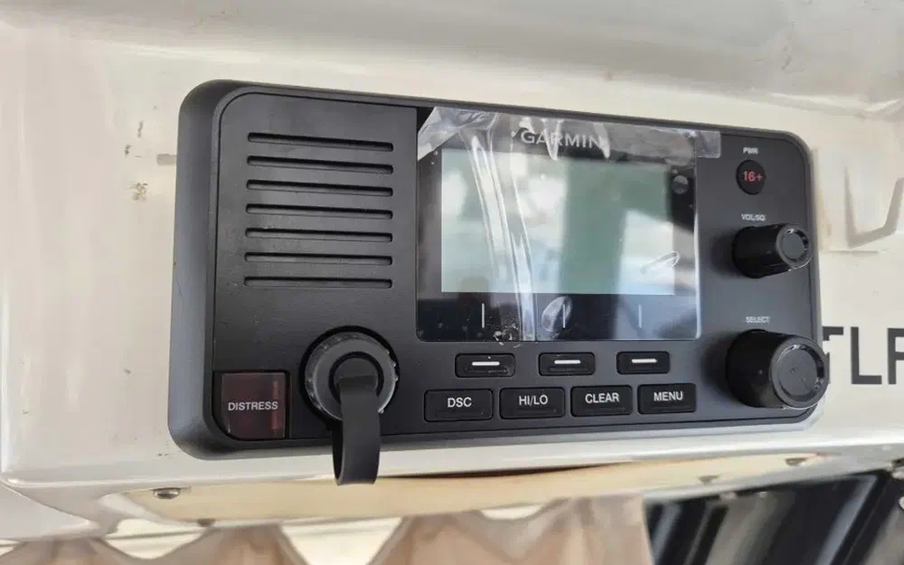 slider 9 Quicksilver Activ 855 Cruiser