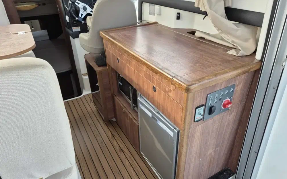 slider 12 Quicksilver Activ 855 Cruiser