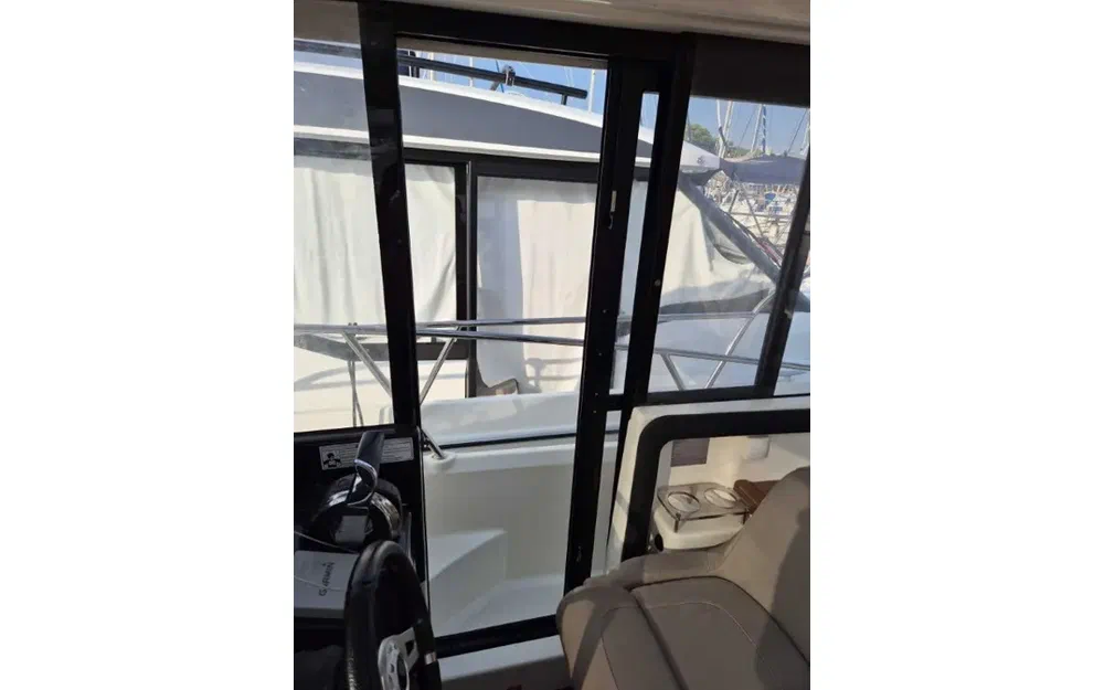 slider 25 Quicksilver Activ 855 Cruiser