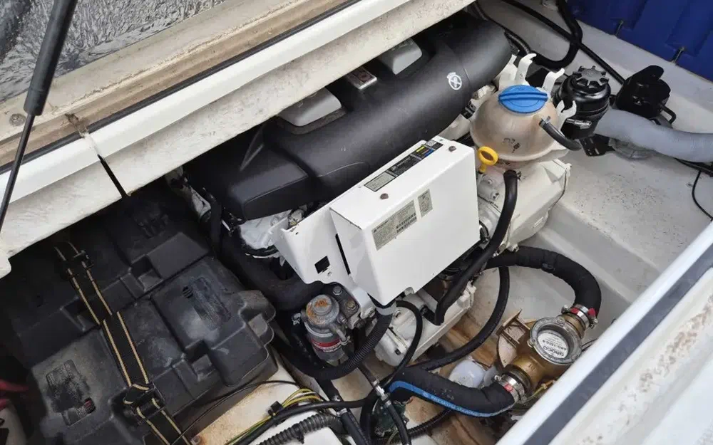 slider 34 Quicksilver Activ 855 Cruiser