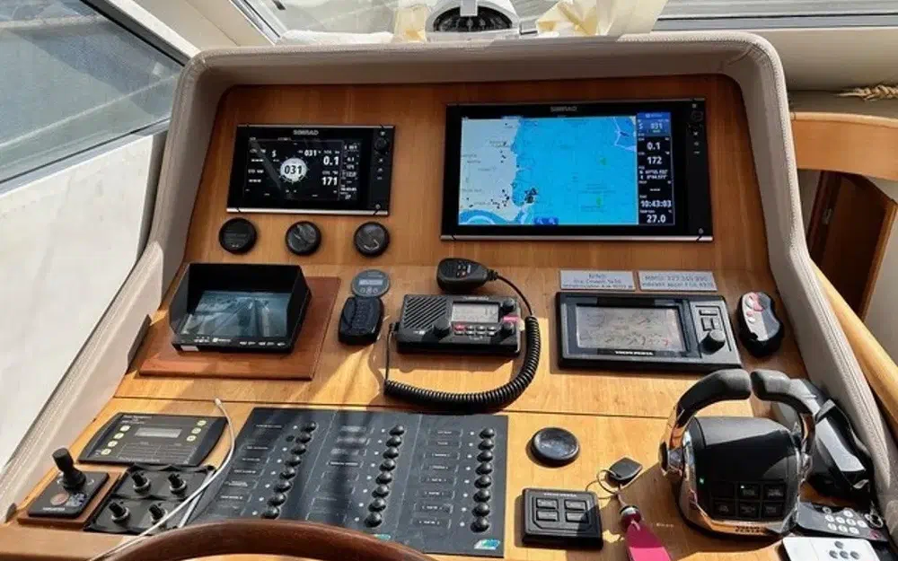 slider 9 Guy Couach 1401 Fly