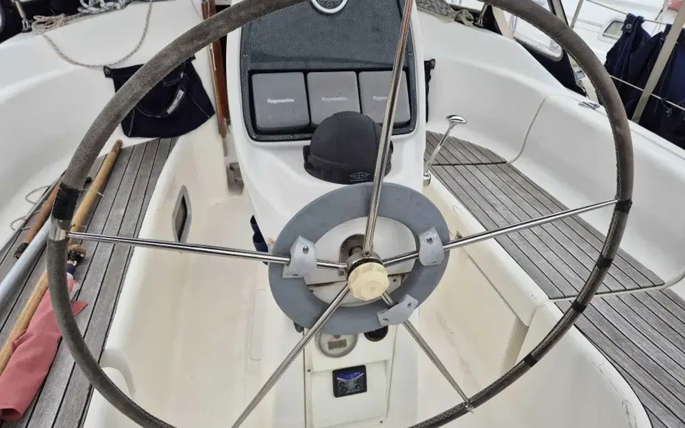 slider 2 Bavaria 30 Cruiser