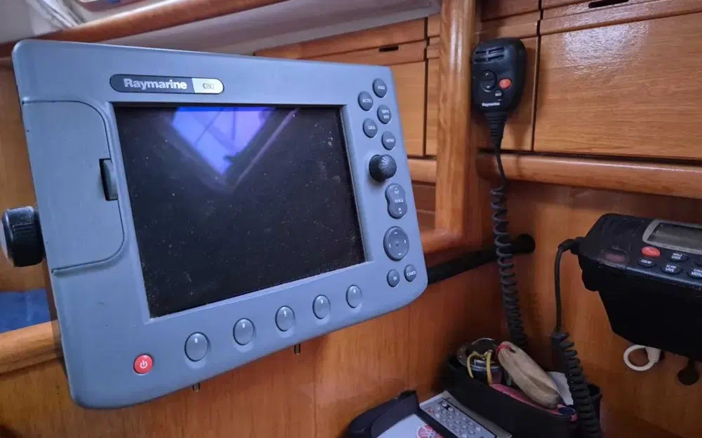 slider 8 Bavaria Cruiser 30