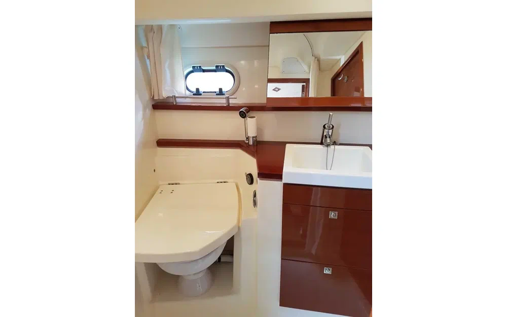 slider 13 Jeanneau Prestige 38 S