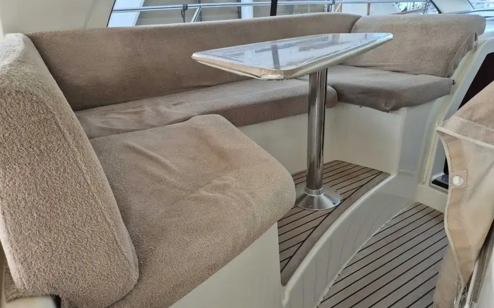 slider 8 Jeanneau Prestige 38 S