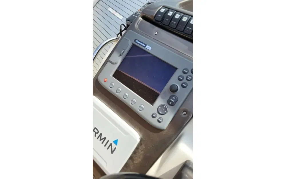 slider 13 Cranchi Zaffiro 32