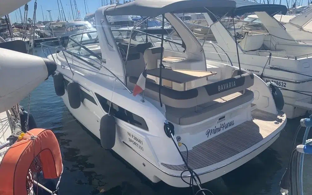 slider 9 Bavaria BMB 300 Sport