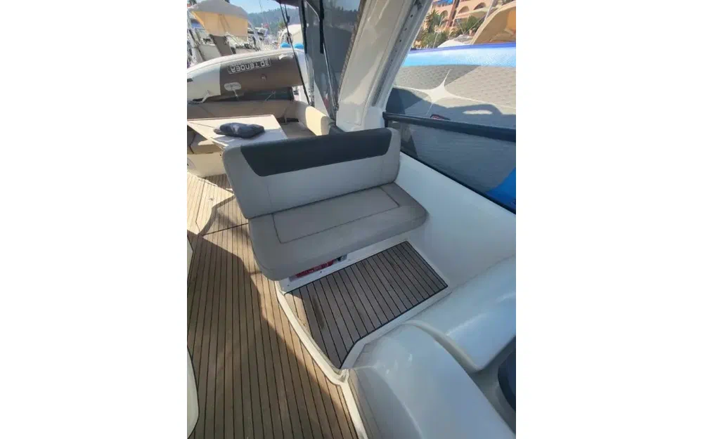 slider 8 Bavaria BMB 300 Sport