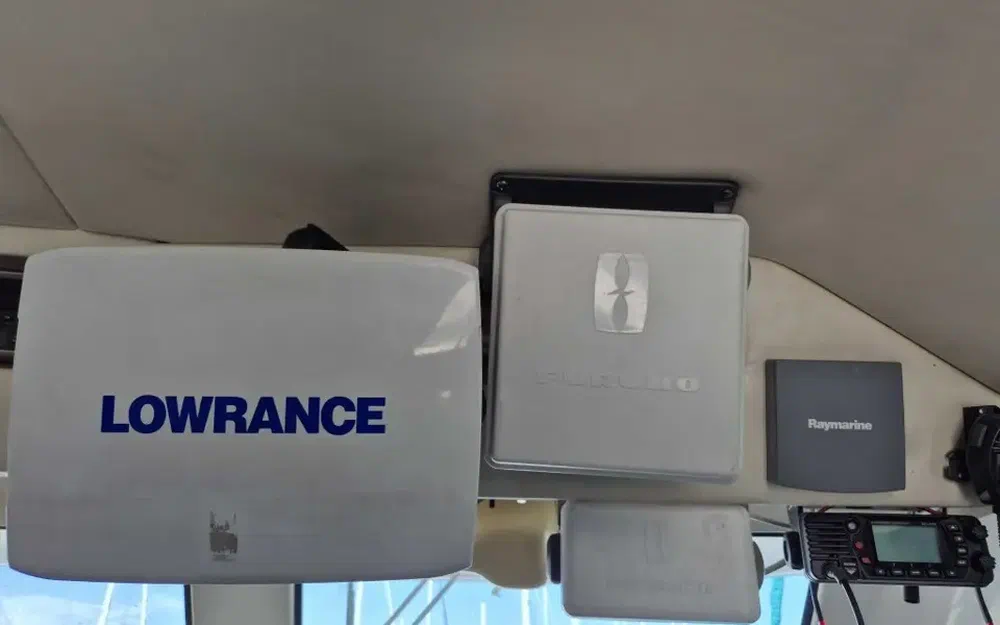 slider 27 Riviera 3350 Convertible