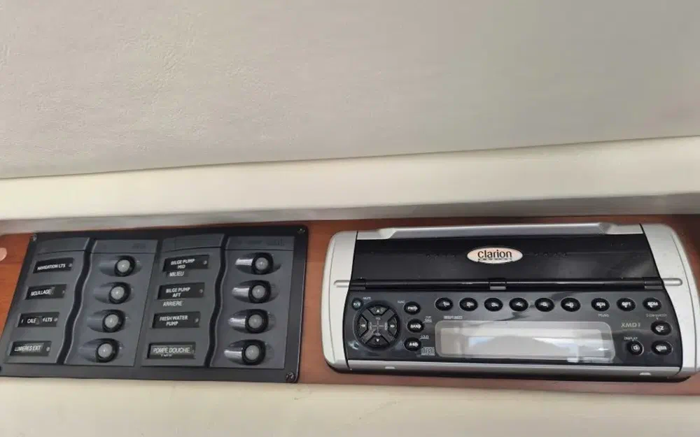 slider 28 Riviera 3350 Convertible