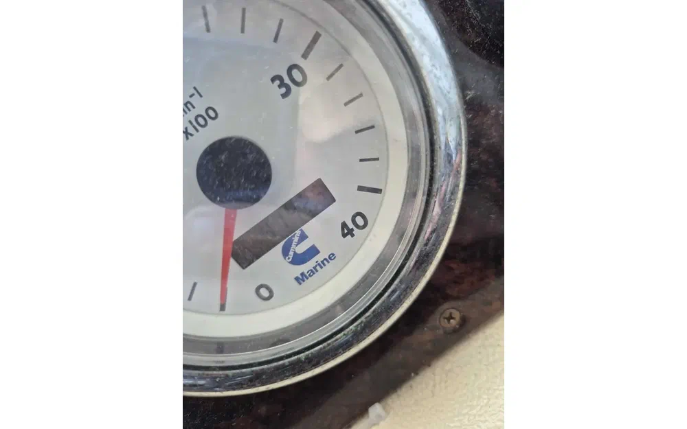 slider 36 Riviera 3350 Convertible