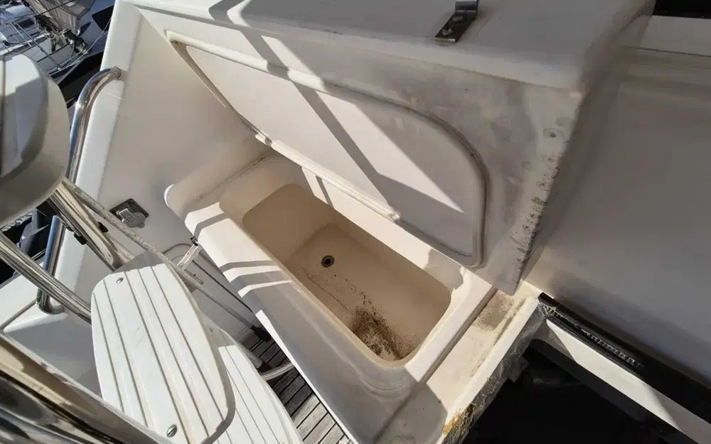 slider 7 Riviera 3350 Convertible