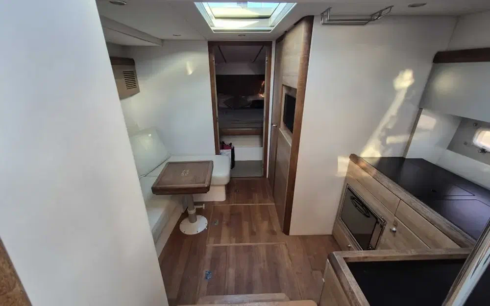 slider 16 Sealine SC 35