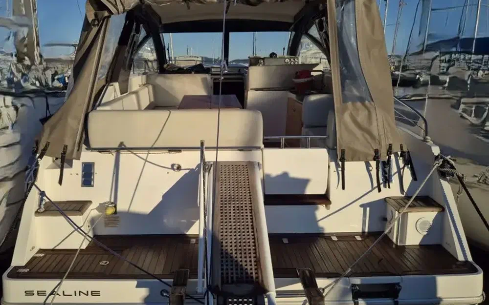 slider 1 Sealine SC 35