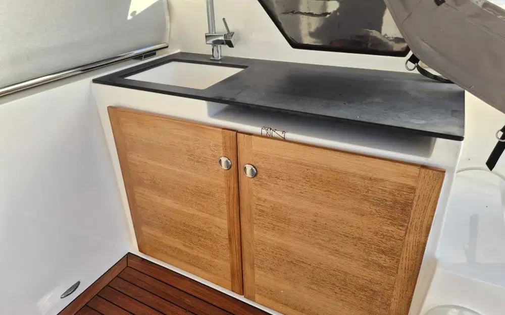 slider 19 Sealine SC 35