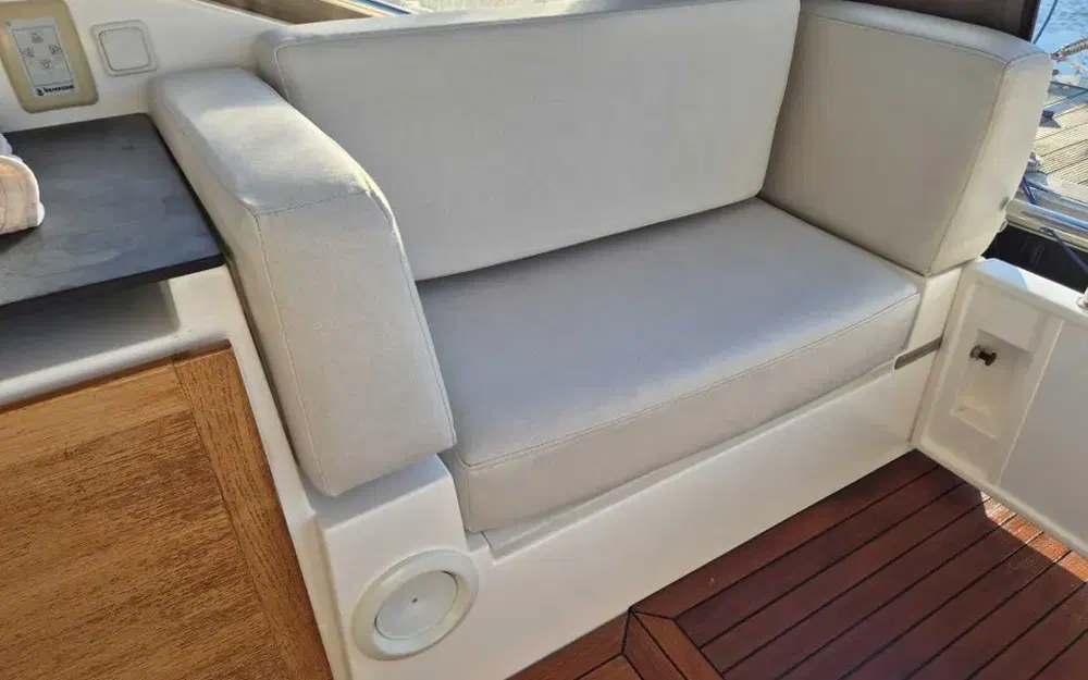 slider 5 Sealine SC 35