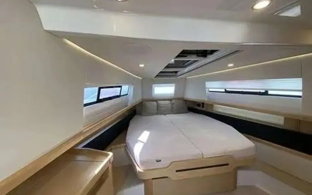 slider 19 Fjord 44 Open