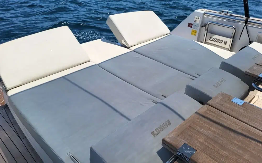 slider 28 Fjord 44 Open