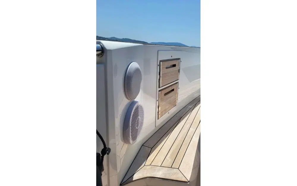 slider 32 Fjord 44 Open