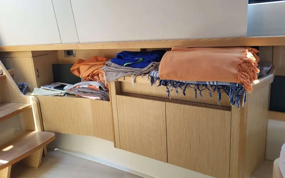 slider 38 Fjord 44 Open