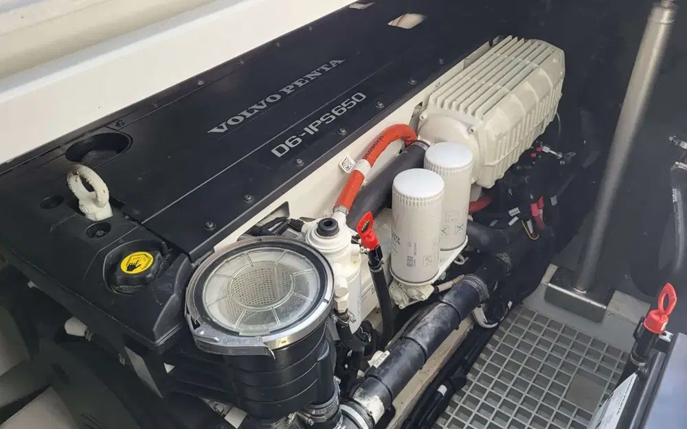 slider 44 Fjord 44 Open