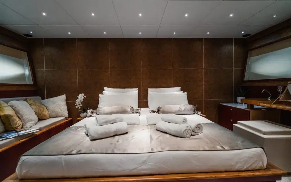 slider 14 Fashion Yachts Fashion 68