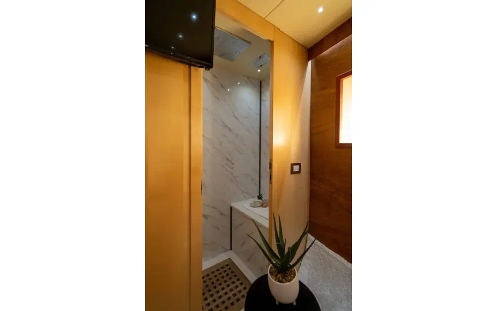 slider 20 Fashion Yachts Fashion 68