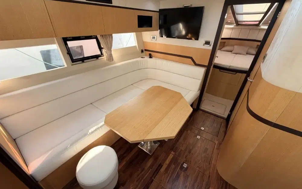 slider 12 Galeon 405 HTL