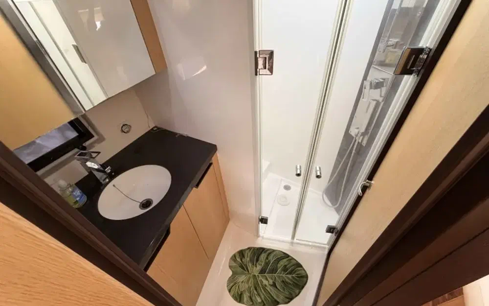 slider 16 Galeon 405 HTL