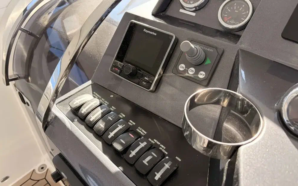 slider 34 Galeon 405 HTL