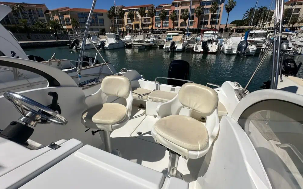 slider 8 Quicksilver 630 Open