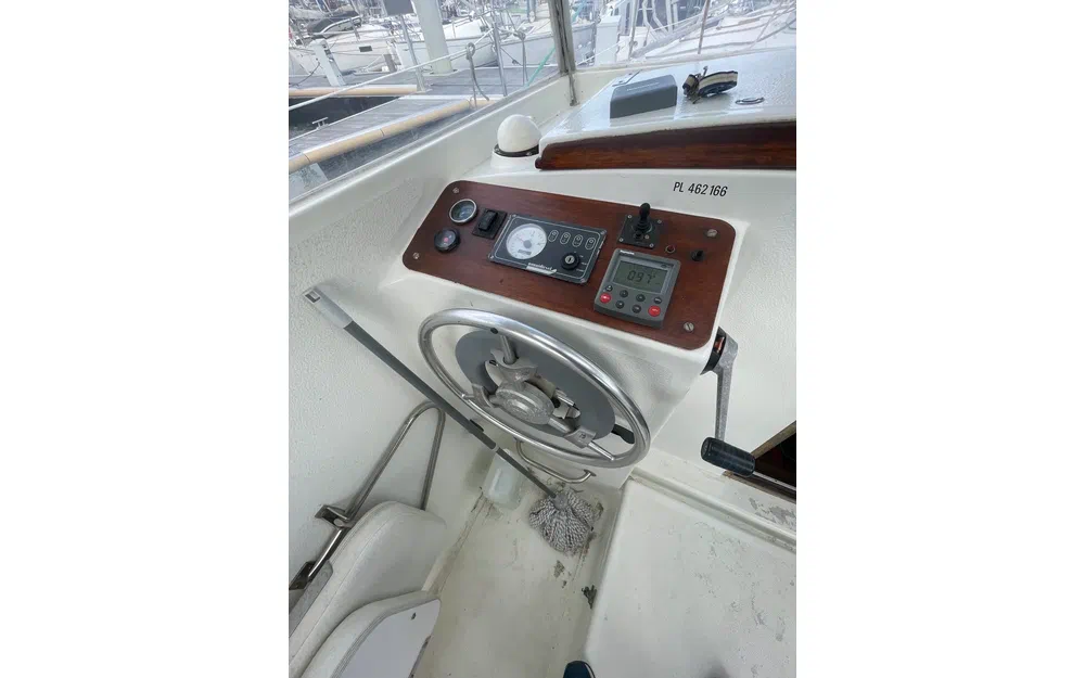 slider 13 Kirie Fifty 27