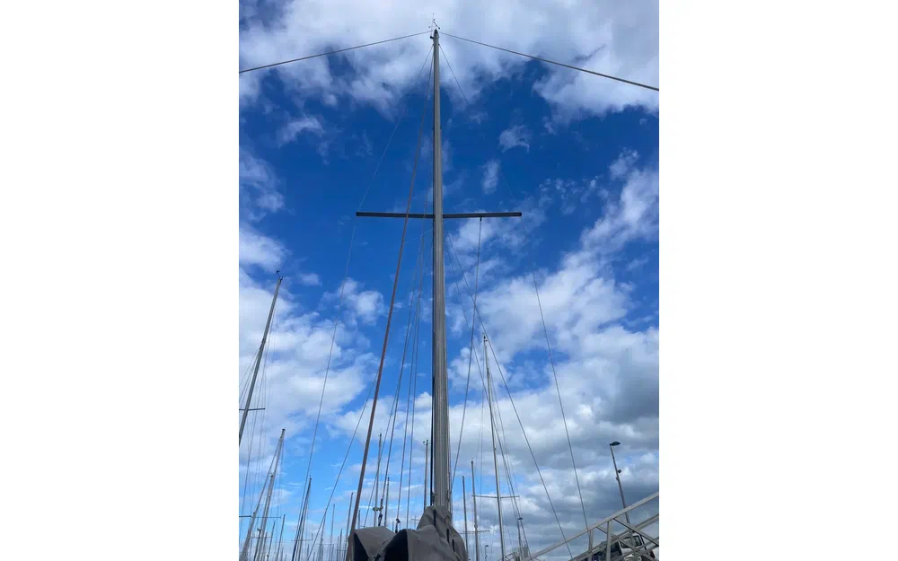 slider 21 Kirie Fifty 27