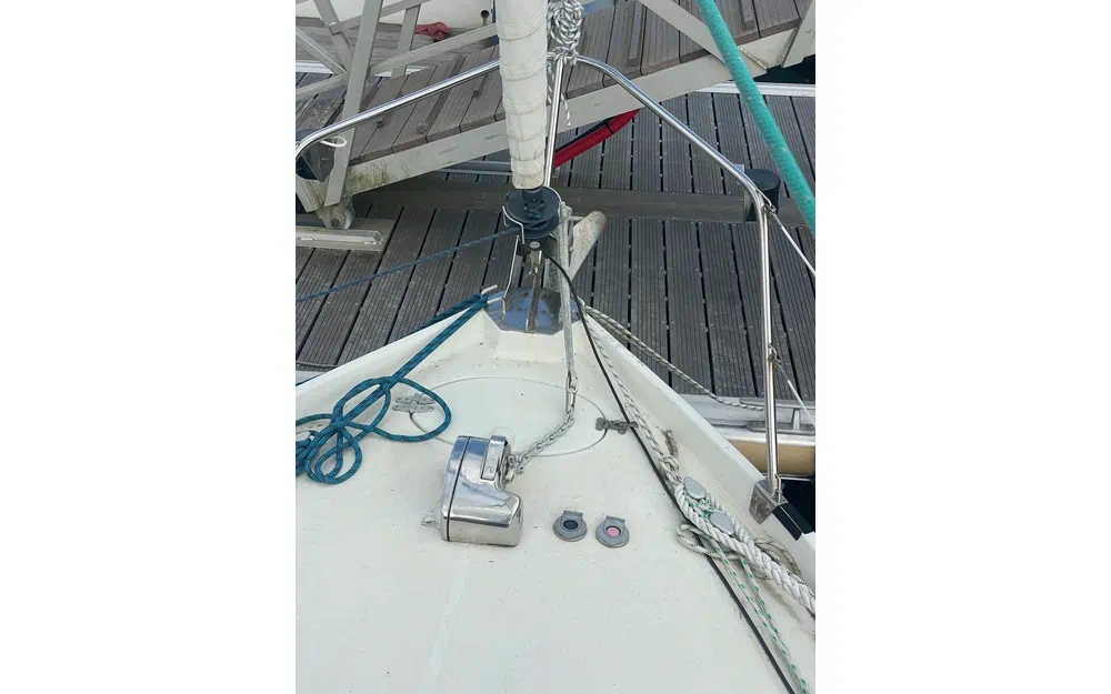 slider 24 Kirie Fifty 27