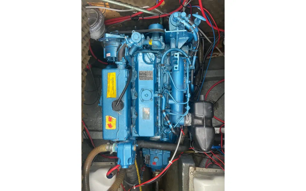 slider 27 Kirie Fifty 27