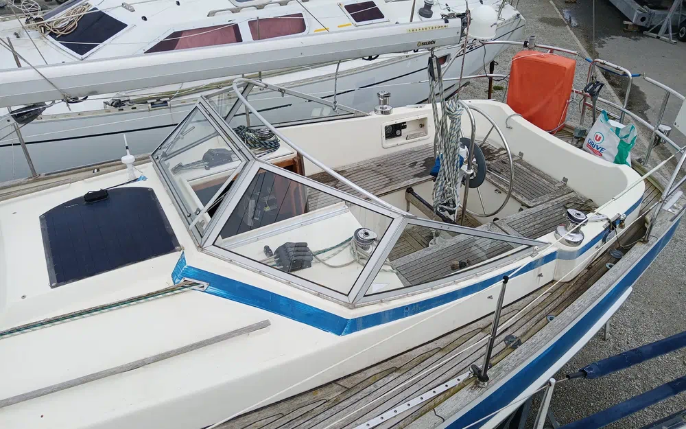 slider 16 Hallberg Rassy 312