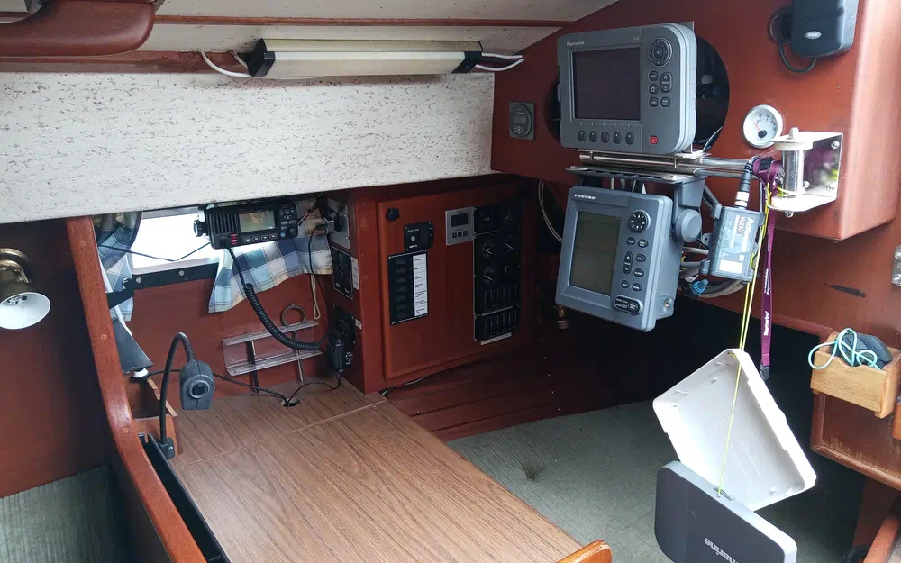 slider 18 Hallberg Rassy 312