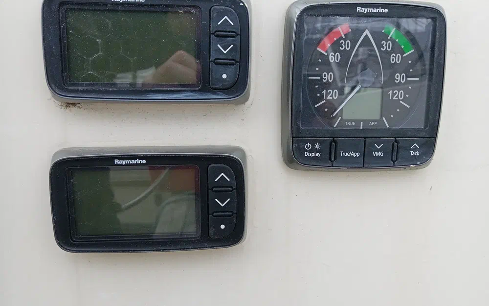 slider 7 Hallberg Rassy 312