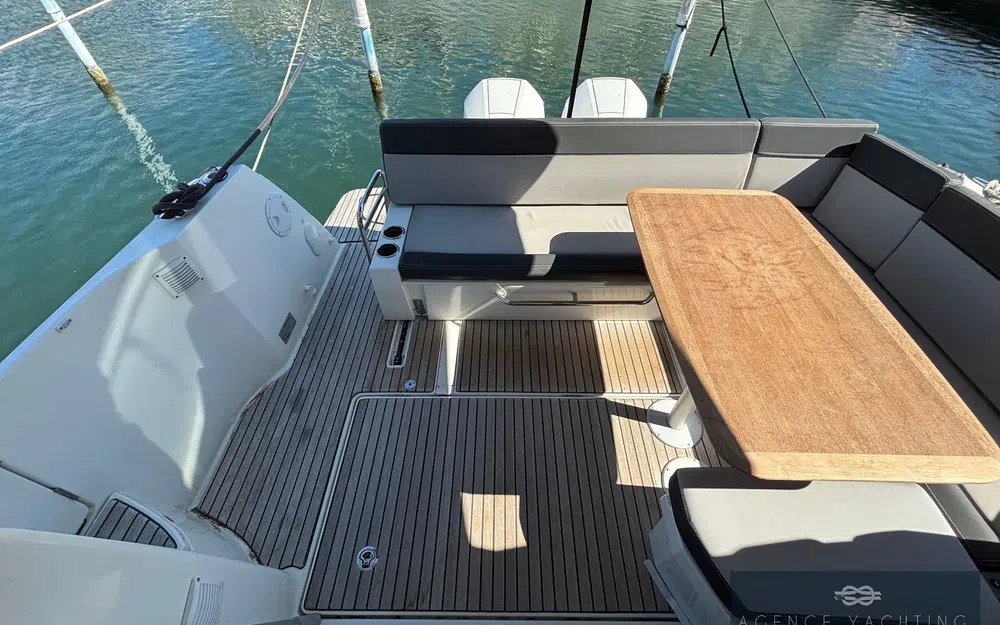 slider 25 Jeanneau Merry Fisher 1095