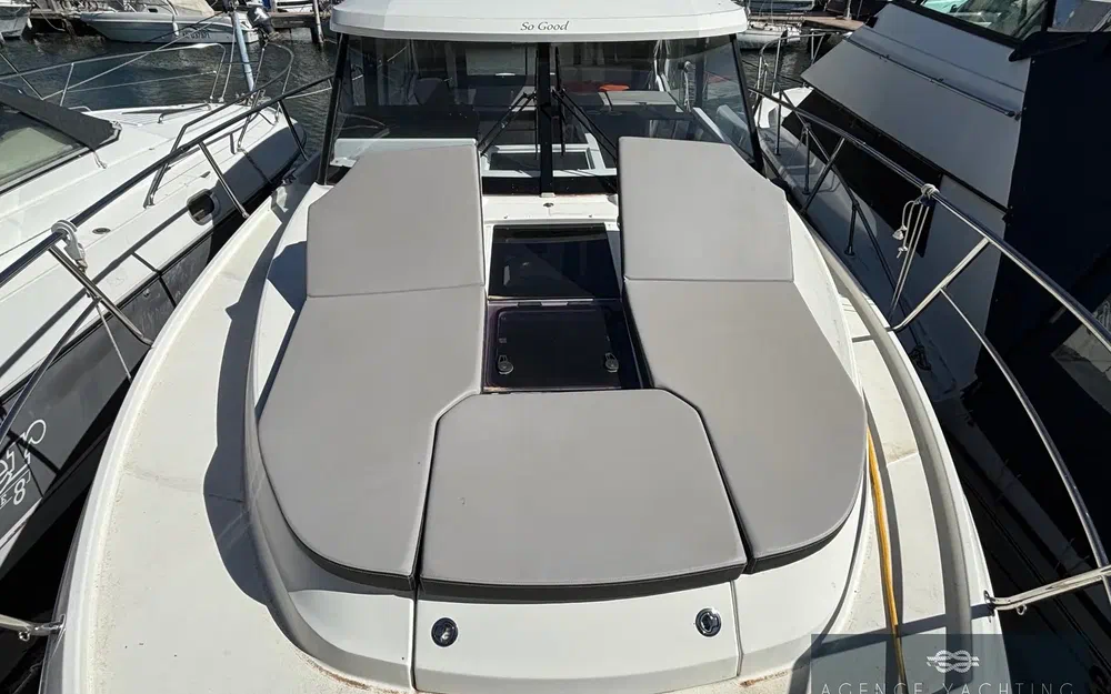 slider 29 Jeanneau Merry Fisher 1095