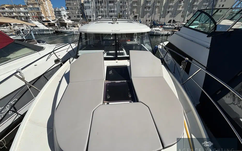 slider 32 Jeanneau Merry Fisher 1095