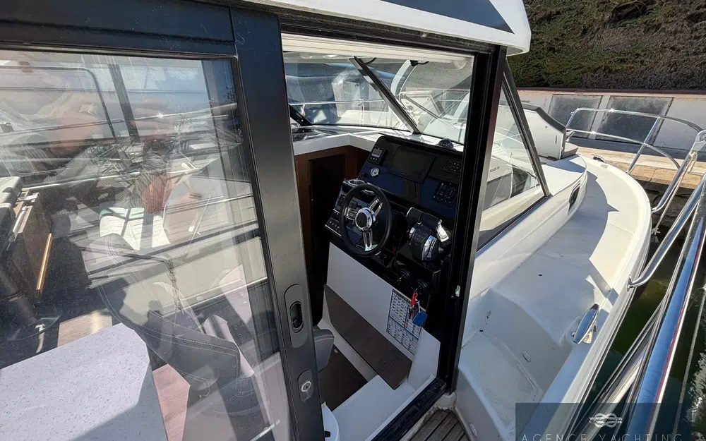 slider 34 Jeanneau Merry Fisher 1095