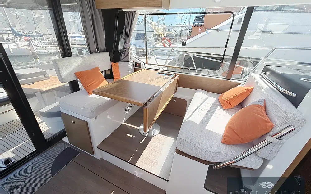 slider 3 Jeanneau Merry Fisher 1095