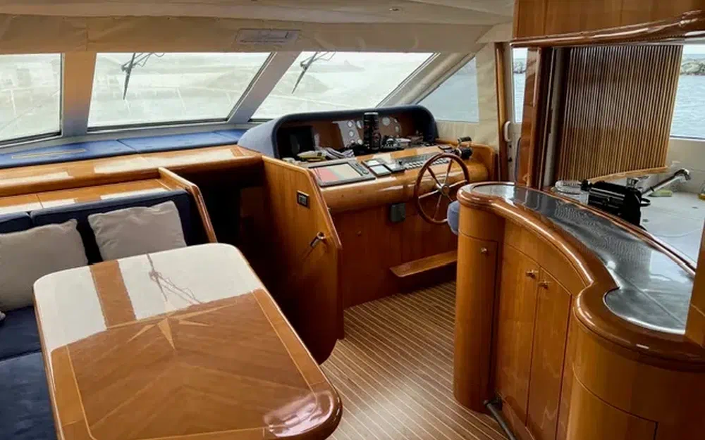 slider 10 Guy Couach 2200 Fly