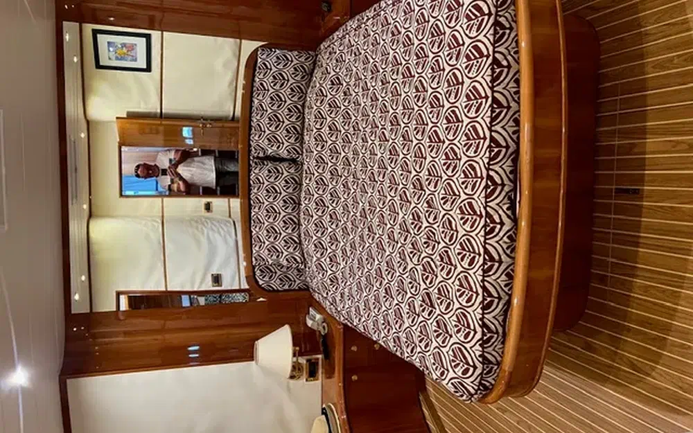 slider 14 Guy Couach 2200 Fly