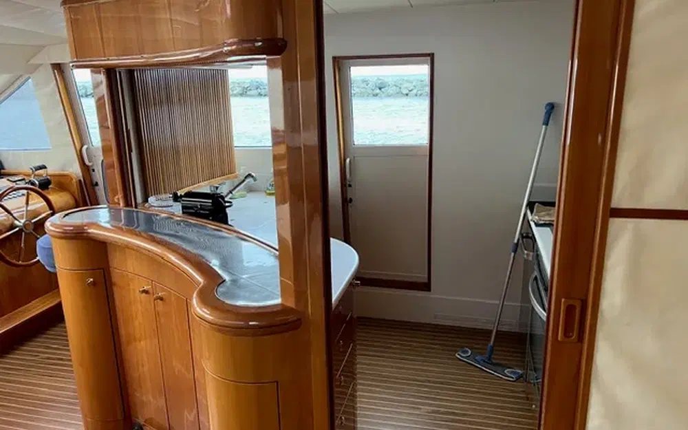 slider 8 Guy Couach 2200 Fly