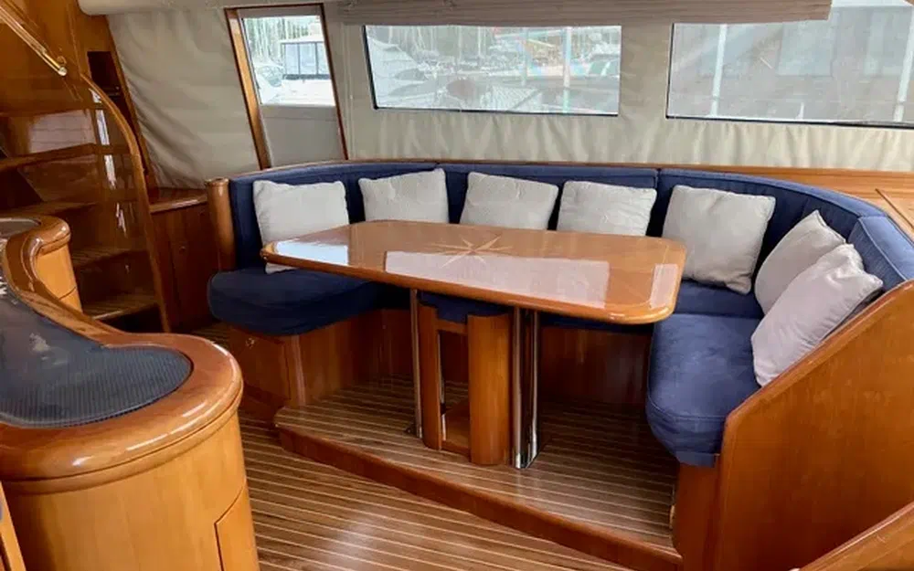 slider 9 Guy Couach 2200 Fly