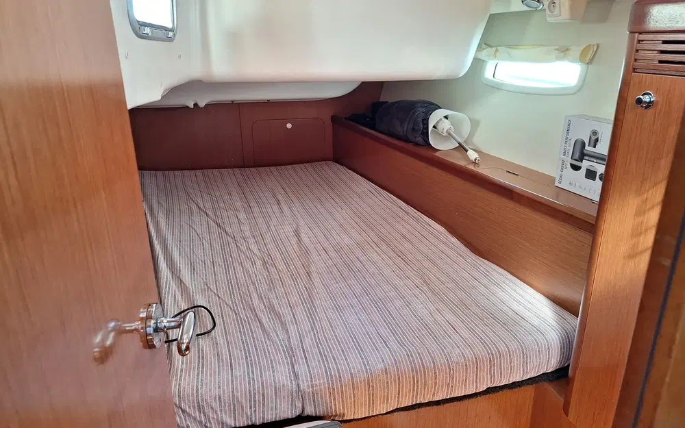 slider 10 Beneteau Oceanis 40