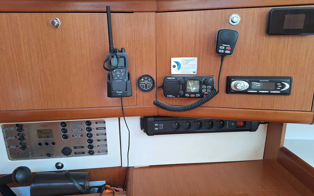 slider 7 Beneteau Oceanis 40