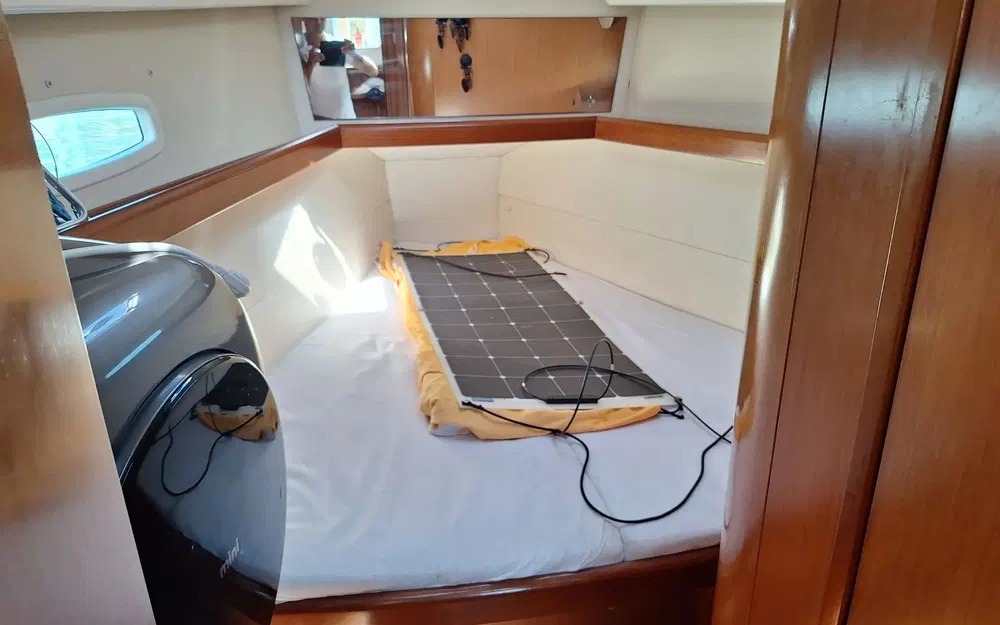 slider 8 Beneteau Oceanis 40